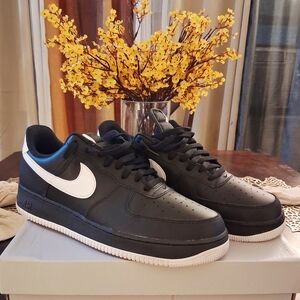 Nike Air Force 1 '07 Black and White Men's  Size 13